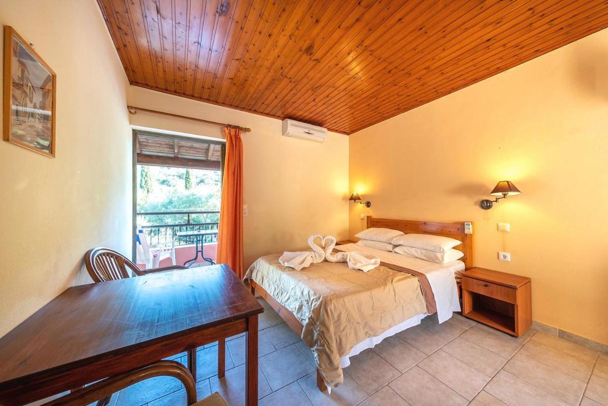 Mimosa Apartments With Pool Palaiokastritsa Exterior foto